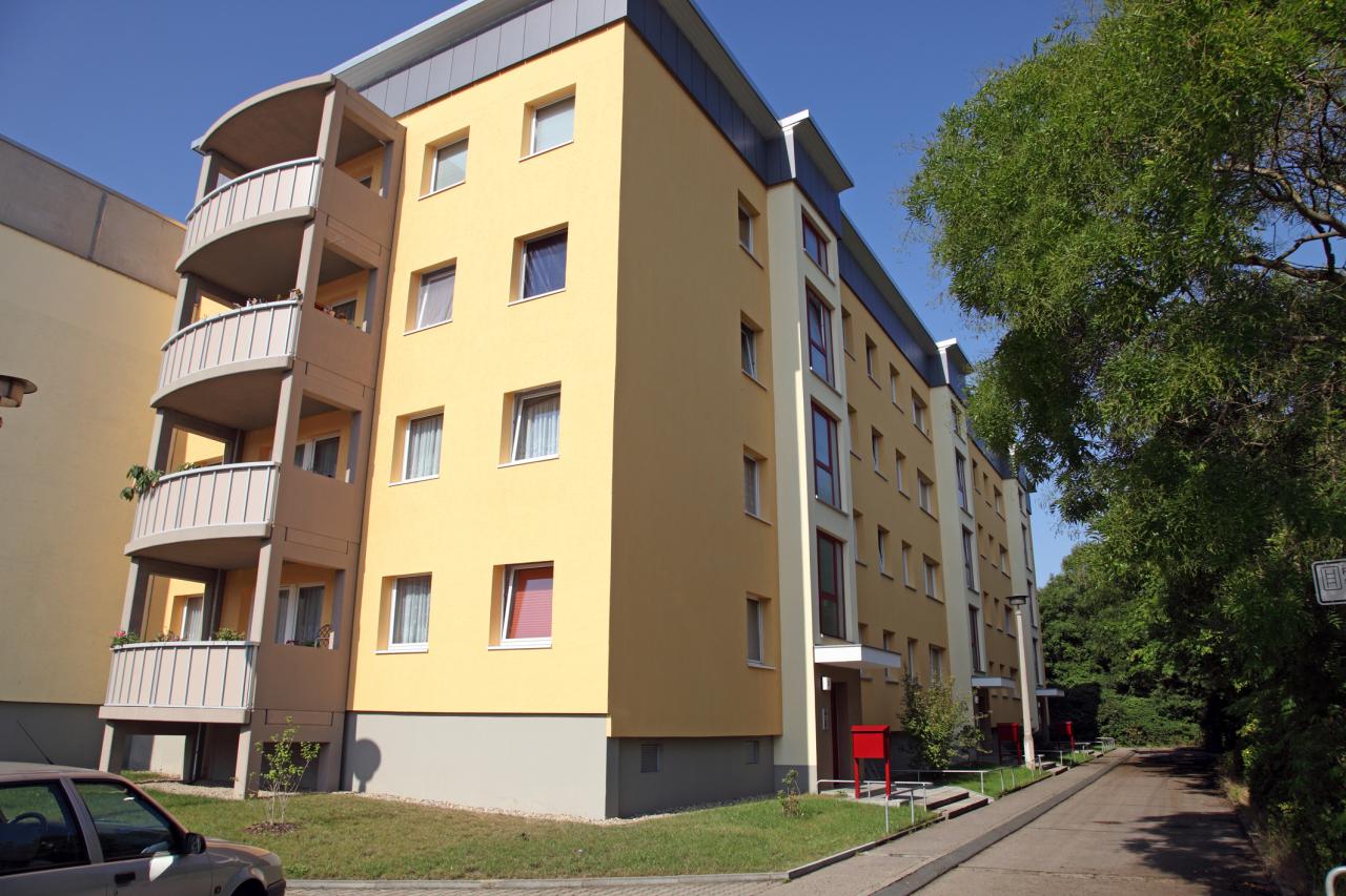 Erdgeschoss-Wohnung mit Balkon im Stadtzentrum
