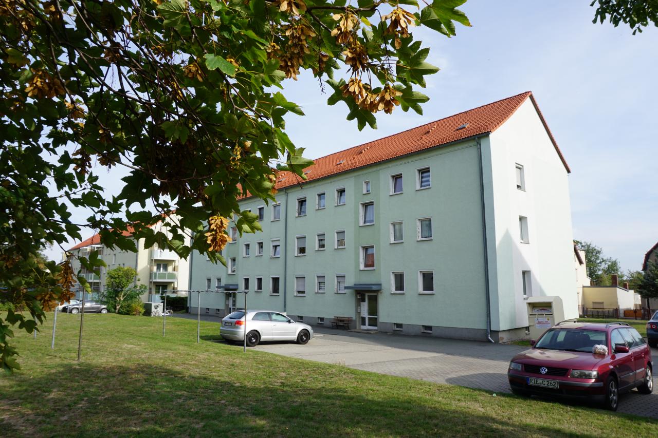 Wohnen in Strehla: Schicke 3-Raum-Wohnung mit Balkon