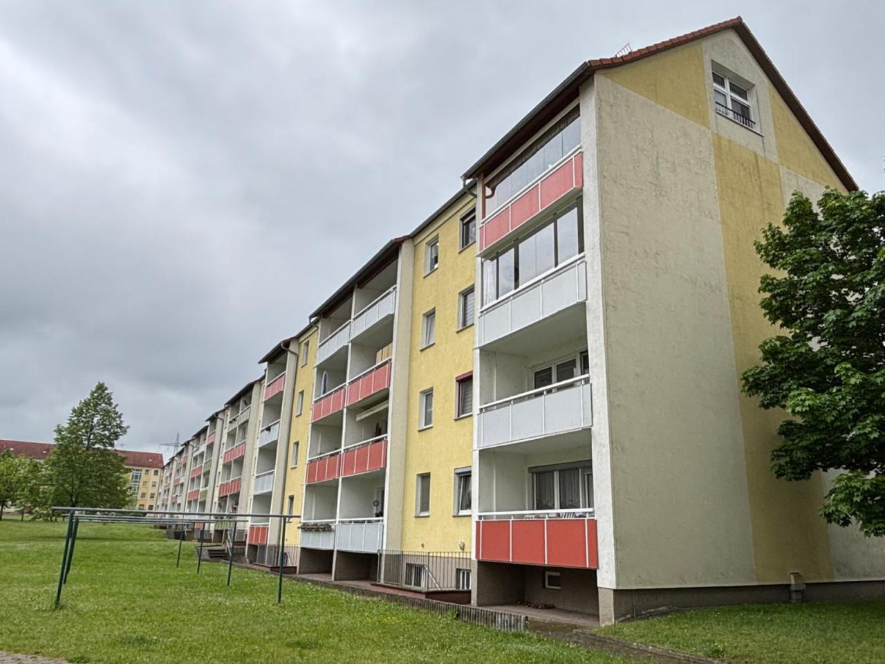 Moderne und lichtdurchflutete 3-Raum-Wohnung mit Balkon in bester Lage