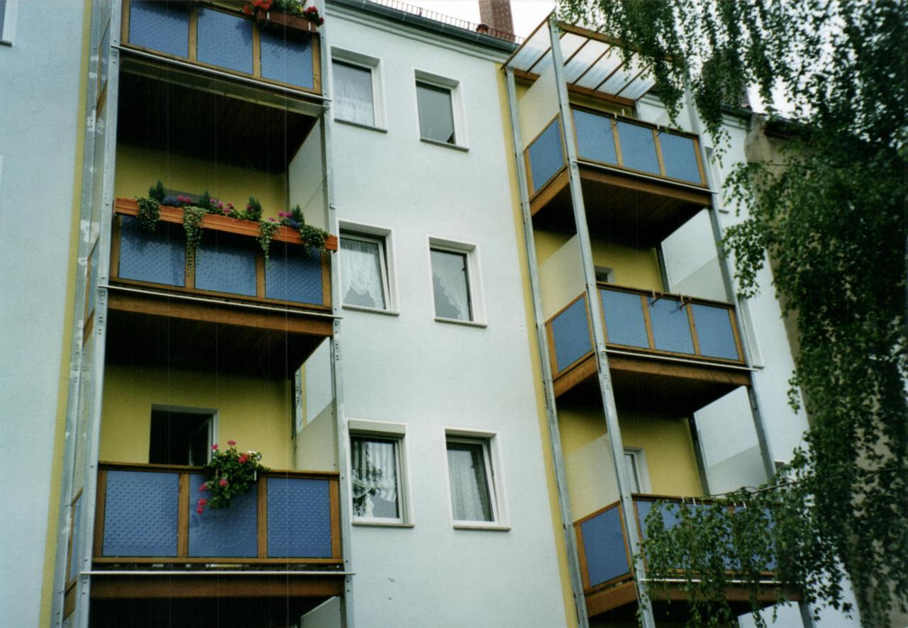 3-Raum-Wohnung mit Balkon in Altriesa