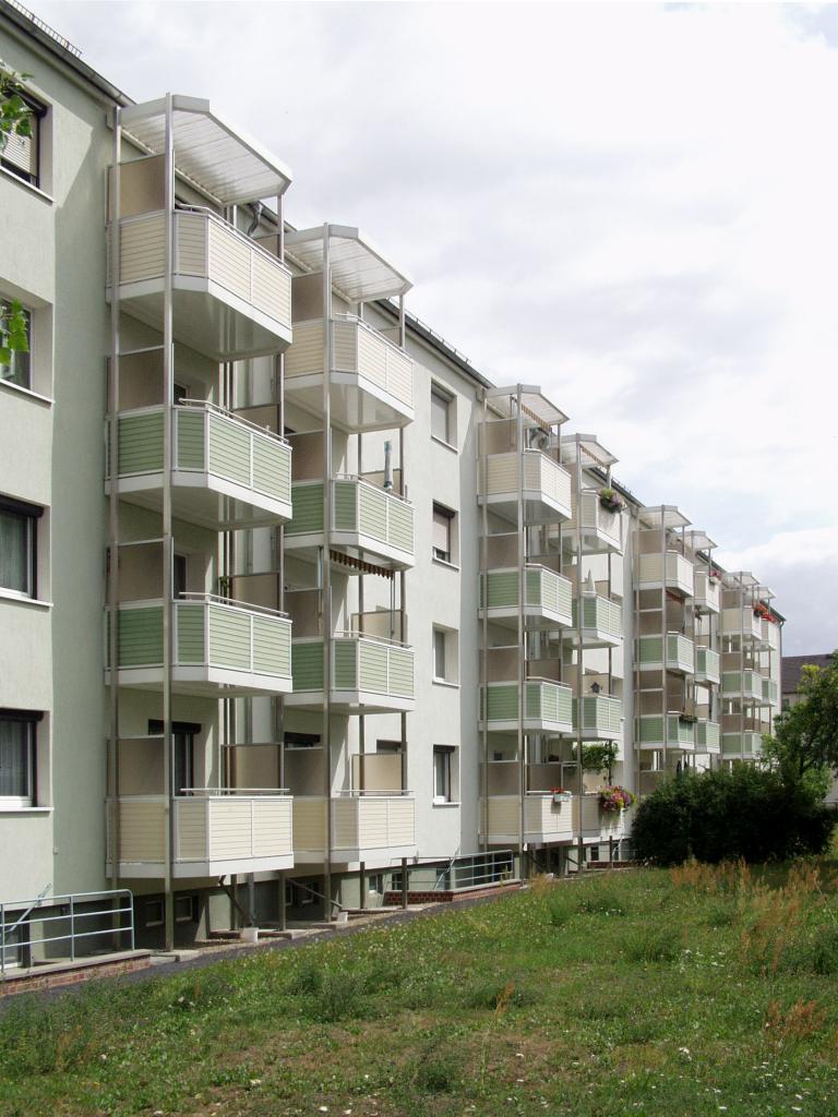 Ideal für junge Leute: 3-Raum-Wohnung mit Balkon in Riesa