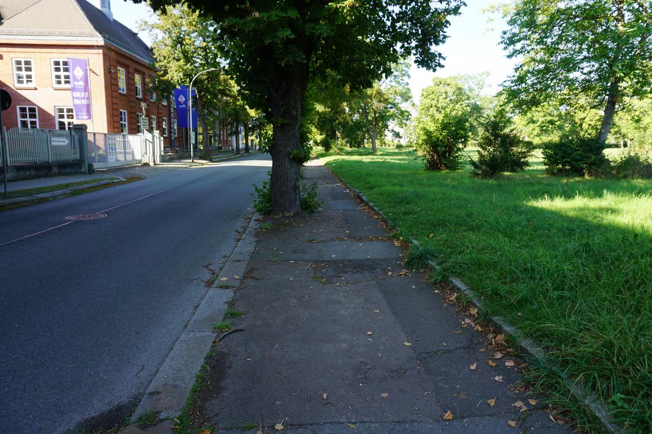 Großzügige Grundstücksfläche in Riesa-Gröba